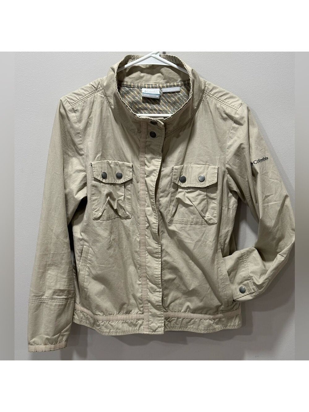 Columbia Women's Crossroad Omni-Shade Sun Protection Snap Button Jacket Size Med